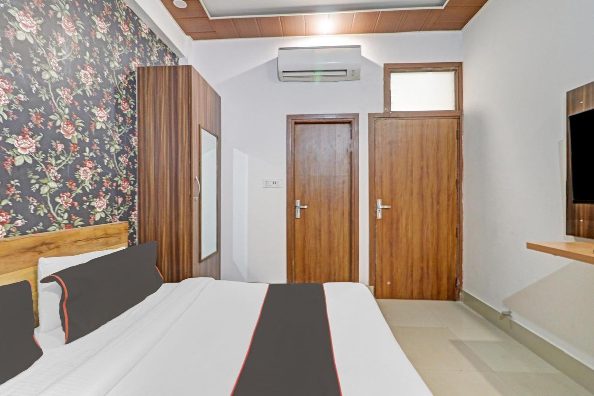 Hotel O Star Ki นิวเดลี ภายนอก รูปภาพ